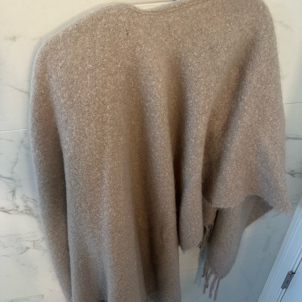 Women's Tan Shawl Sweater from Tuckernuck - Picture 3 of 3